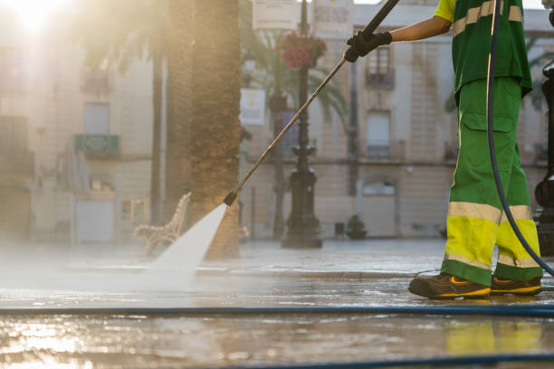 Best Animal Enclosure Cleaning  in Oakhurst, CA